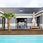 Confort Avec Piscine, 5 Chambres, Proche Loire * Longue