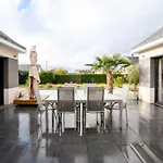Villa Confort Avec Piscine, 5 Chambres, Proche Loire Longue