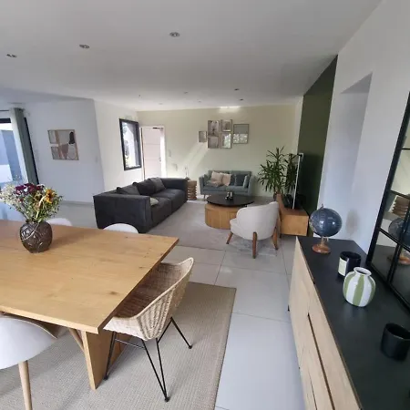 Confort Avec Piscine, 5 Chambres, Proche Loire *