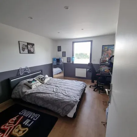 Confort Avec Piscine, 5 Chambres, Proche Loire Vila Longué